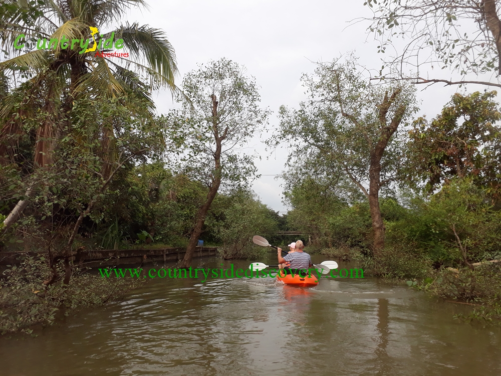 EXPERIENCE MEKONG RIVER LIFE BY KAYAK & BOAT -04 DAYS