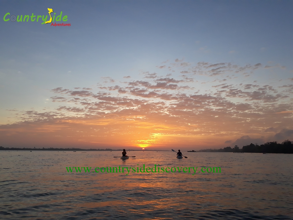 EXPLORE MEKONG RIVER BY KAYAK & BOAT -03 DAYS EXPLORE MEKONG RIVER BY KAYAK & BOAT -03 DAYS
