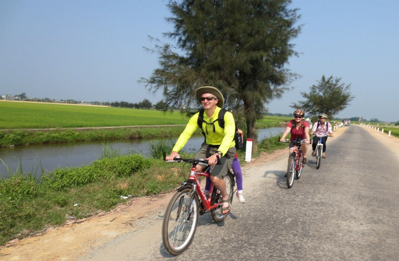 10 -DAY CYCLING ADVENTURES ALONG THE CENTRAL COAST OF VIETNAM